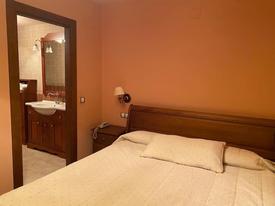 Casa Los 8 Canos Ezcaray Bagian luar foto