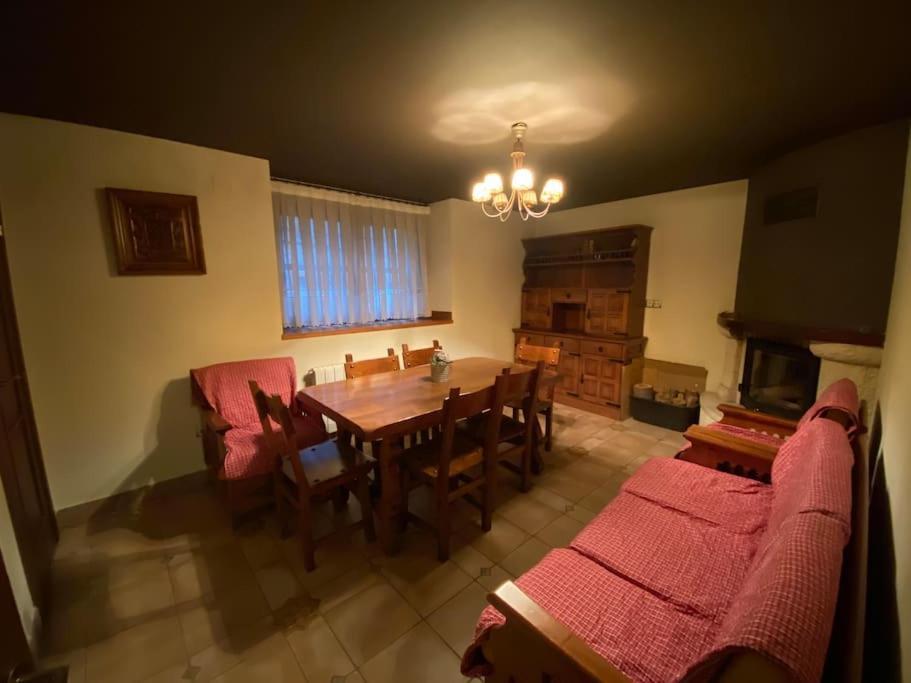 Casa Los 8 Canos Ezcaray Bagian luar foto