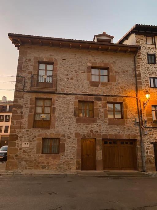 Casa Los 8 Canos Ezcaray Bagian luar foto